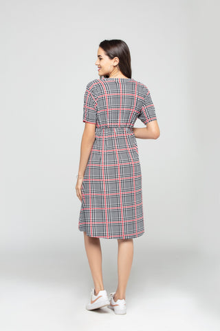 Half Sleeves Checked Maternity Nursing Dress - Black and red